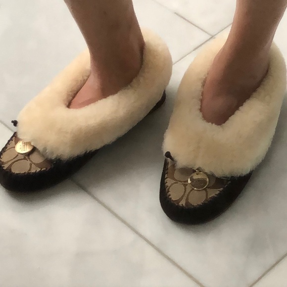 Coach Shoes - Vintage Coach NIB Moccasin shoes flat 8